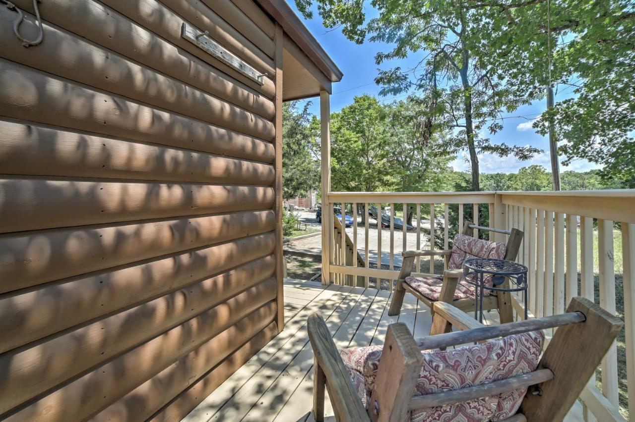 Branson Cabin With Deck Near Table Rock Lake! Exteriör bild