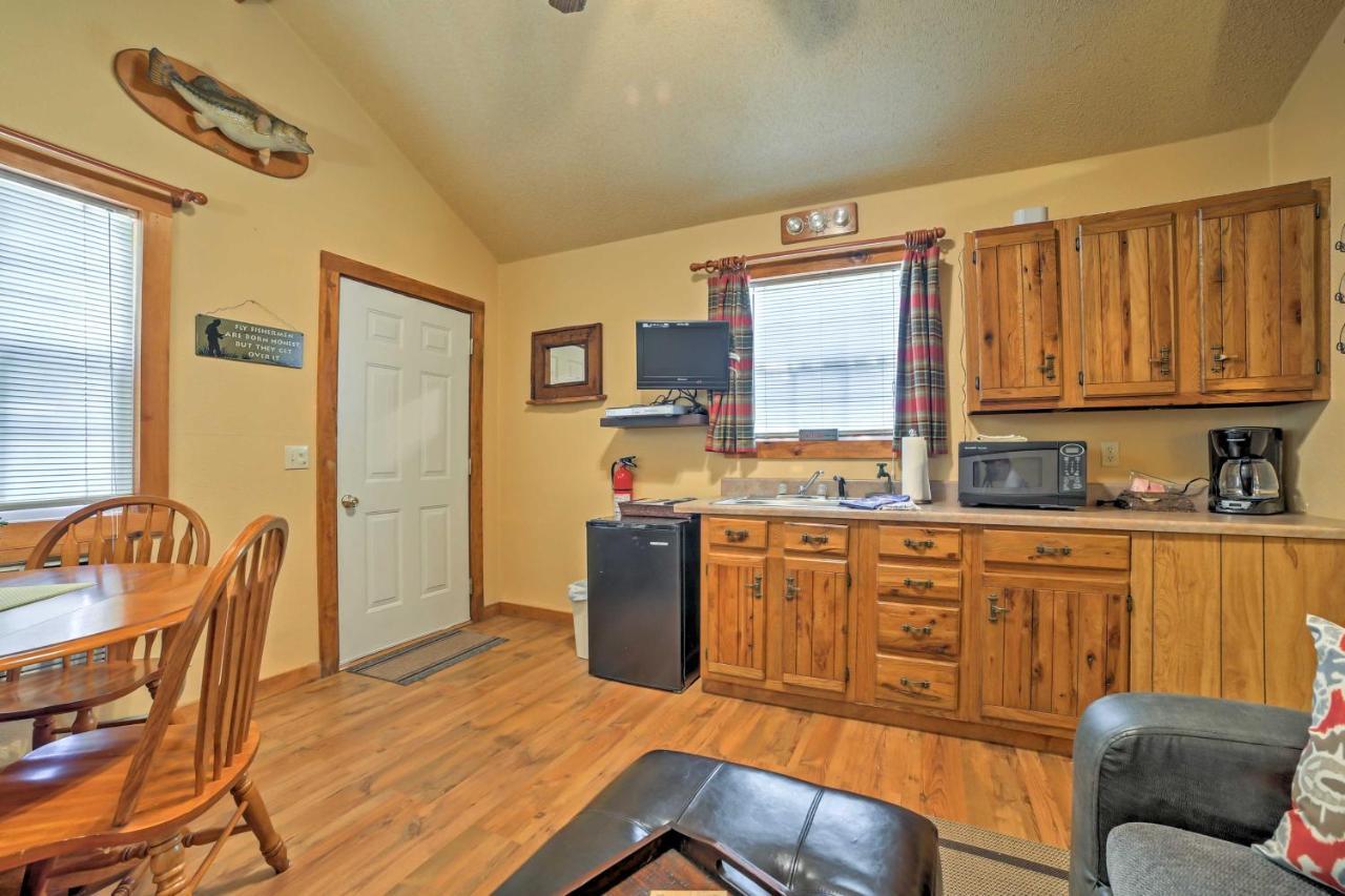 Branson Cabin With Deck Near Table Rock Lake! Exteriör bild