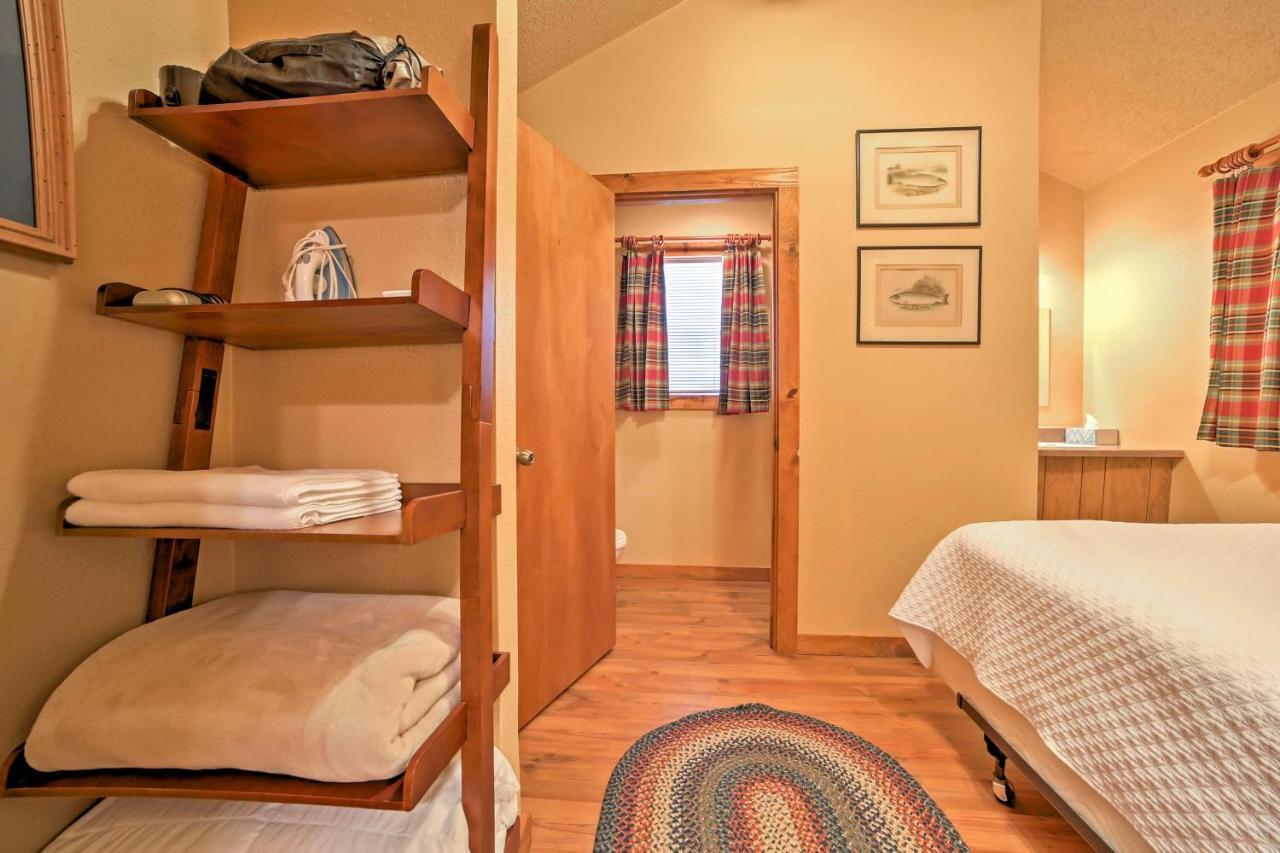 Branson Cabin With Deck Near Table Rock Lake! Exteriör bild